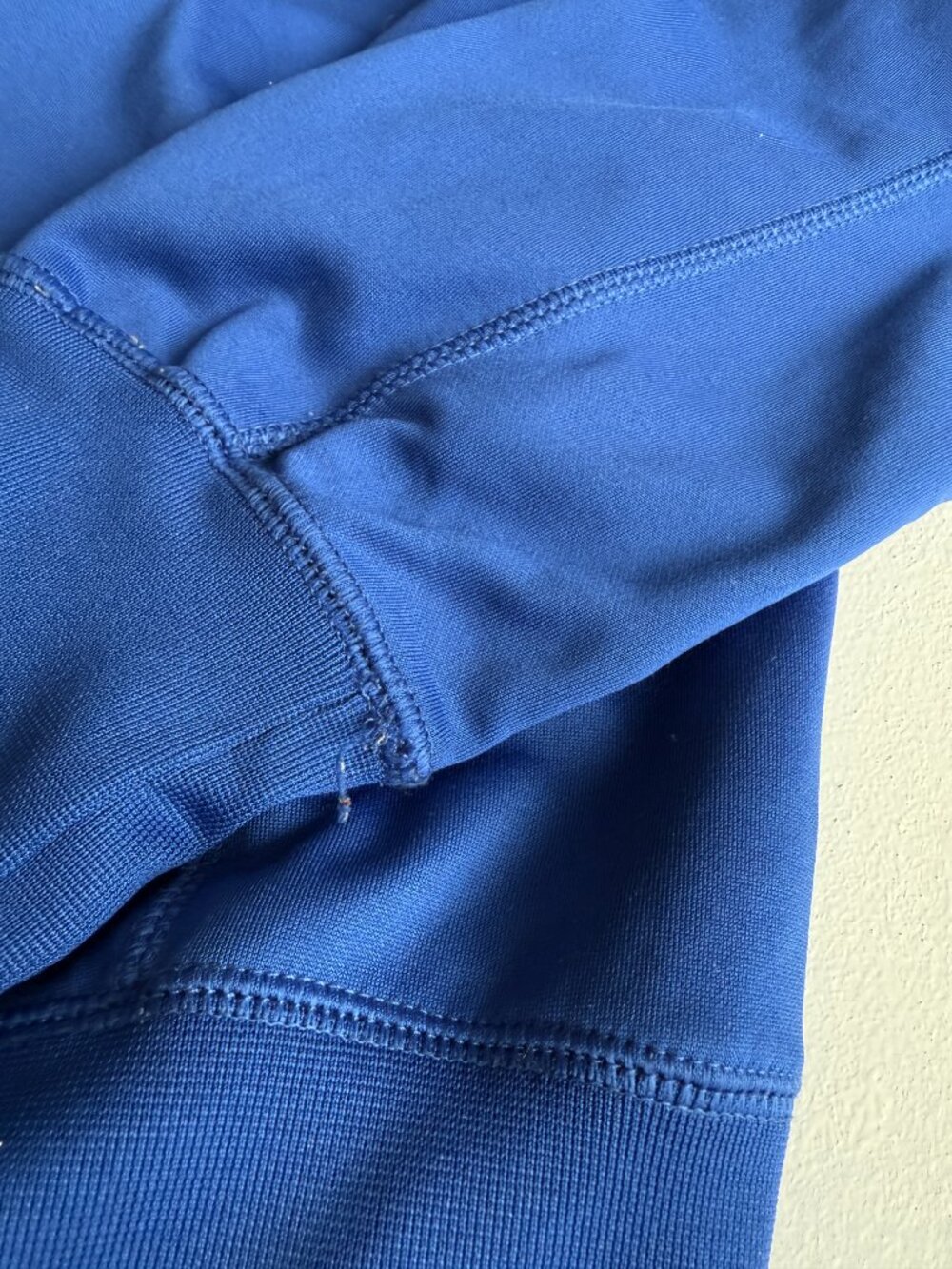 Official Nike Toronto Blue Jays Therma-FIT Hoodie Blue Medium - Picture 3 of 9